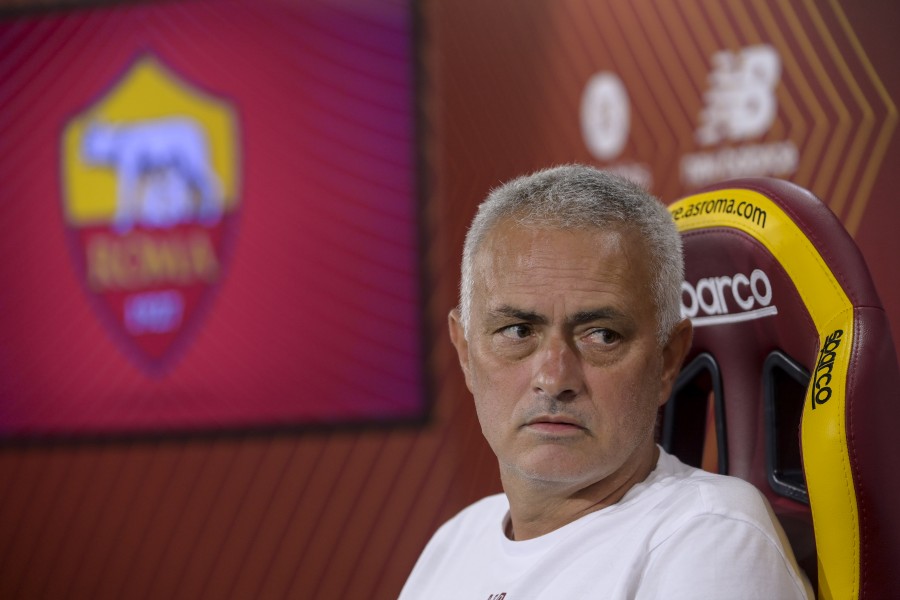 José Mourinho in conferenza stampa 