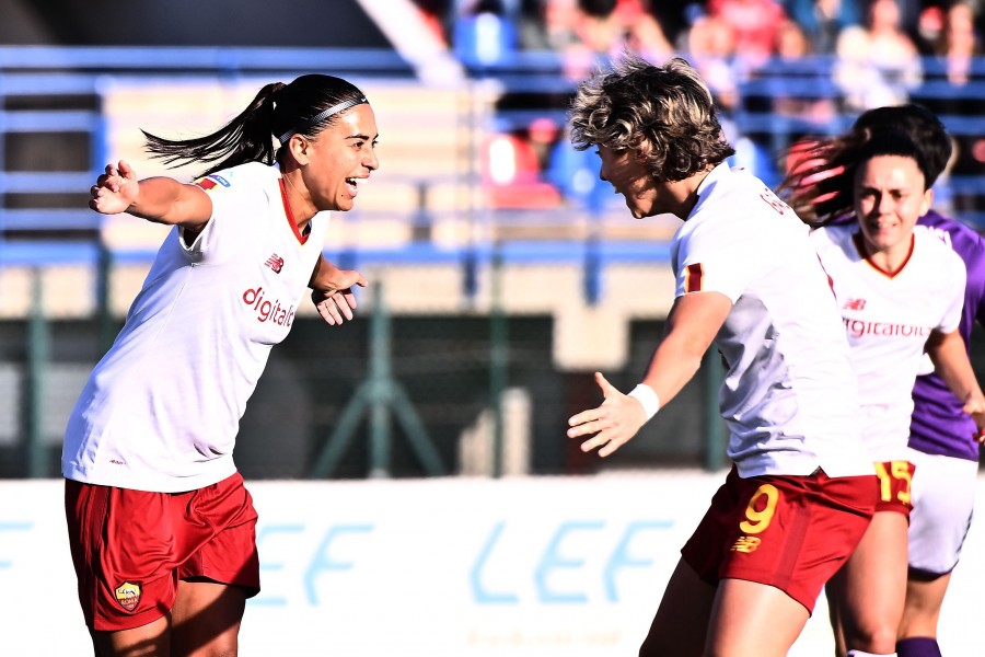 Andressa in azione con la maglia della Roma Femminile