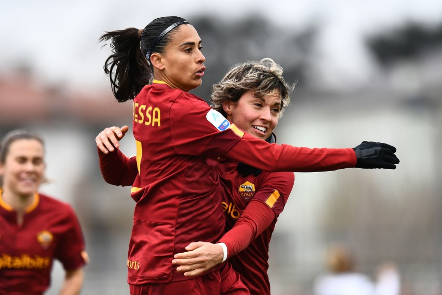 Andressa e Giacinti, giocatrici della Roma Femminile