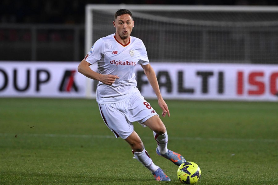 Nemanja Matic in campo al Via Del Mare durante Lecce-Roma 1-1