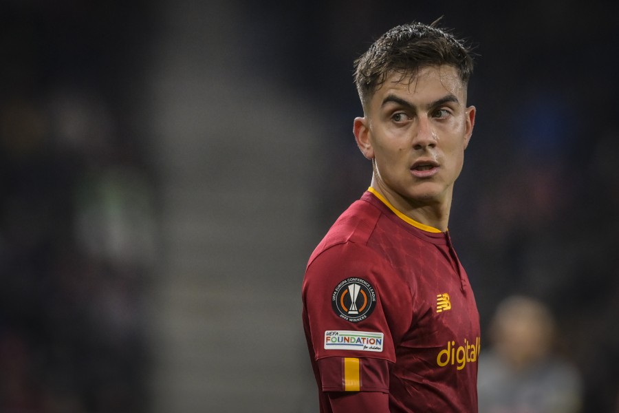 Paulo Dybala durante una partita della Roma