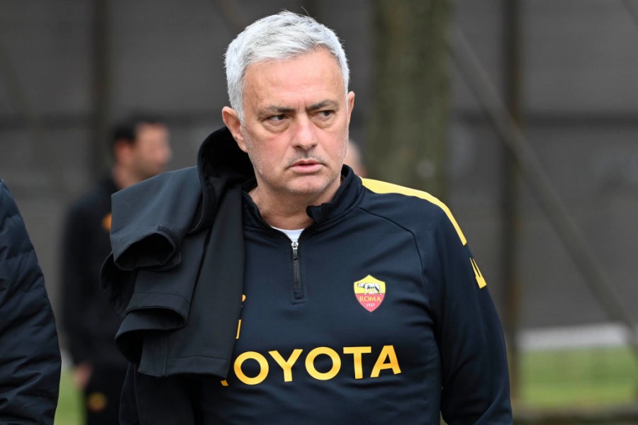 José Mourinho durante la seduta di allenamento della Roma (Getty Images)