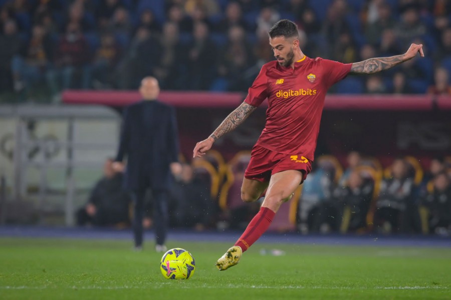 Leonardo Spinazzola durante una partita della Roma