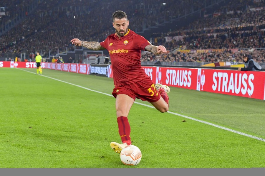 Leonardo Spinazzola in azione con la maglia della Roma