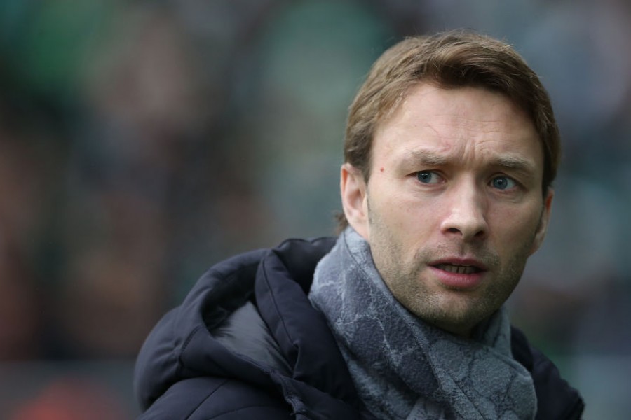 Simon Rolfes, CEO del Bayer Leverkusen, durante una partita