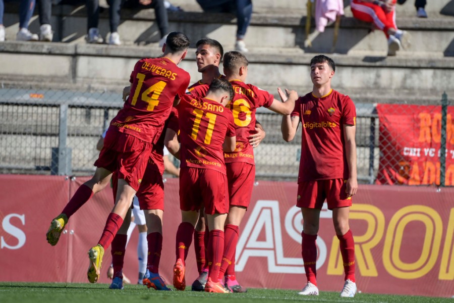 L'esultanza della Roma Primavera al gol di Pisilli durante la partita con l'Empoli