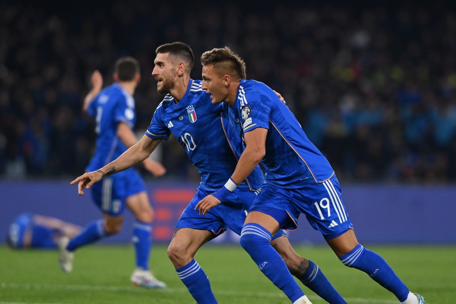 Lorenzo Pellegrini con la maglia dell’Italia