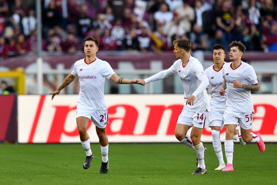 L'esultanza di Dybala e compagni dopo il gol al Torino