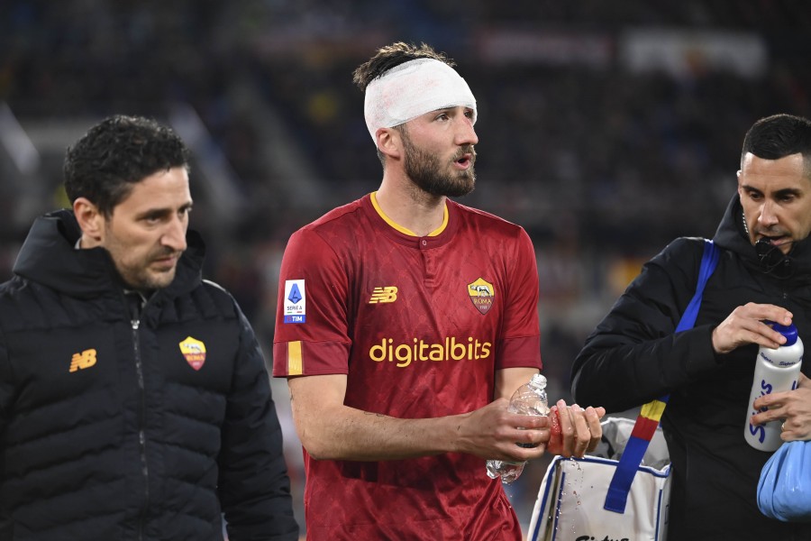 Bryan Cristante durante la partita con l'Udinese