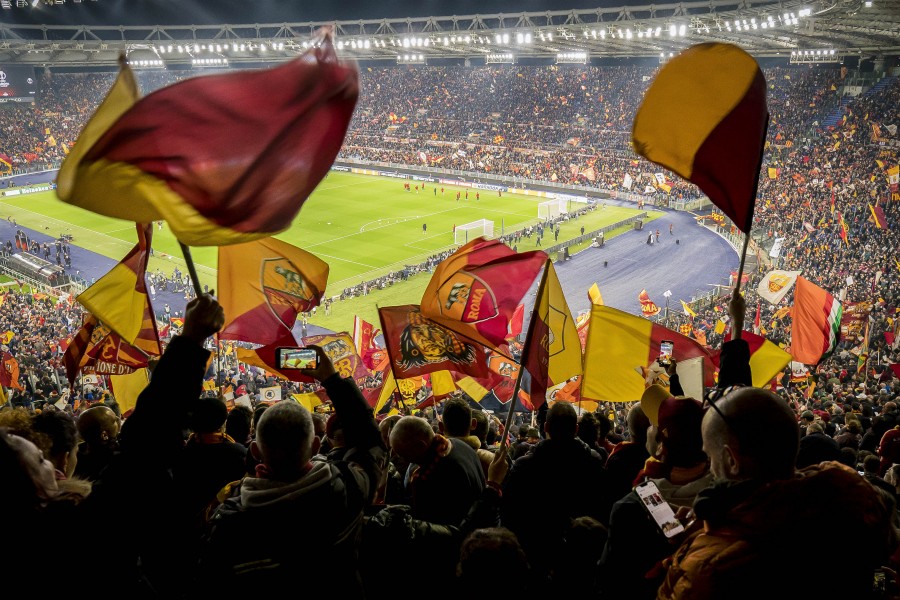 Tifosi della Roma all'Olimpico