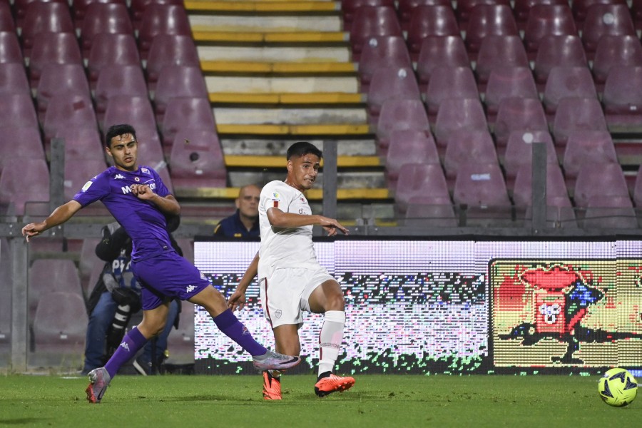 Dimitrios Keramitsis in campo con la Primavera