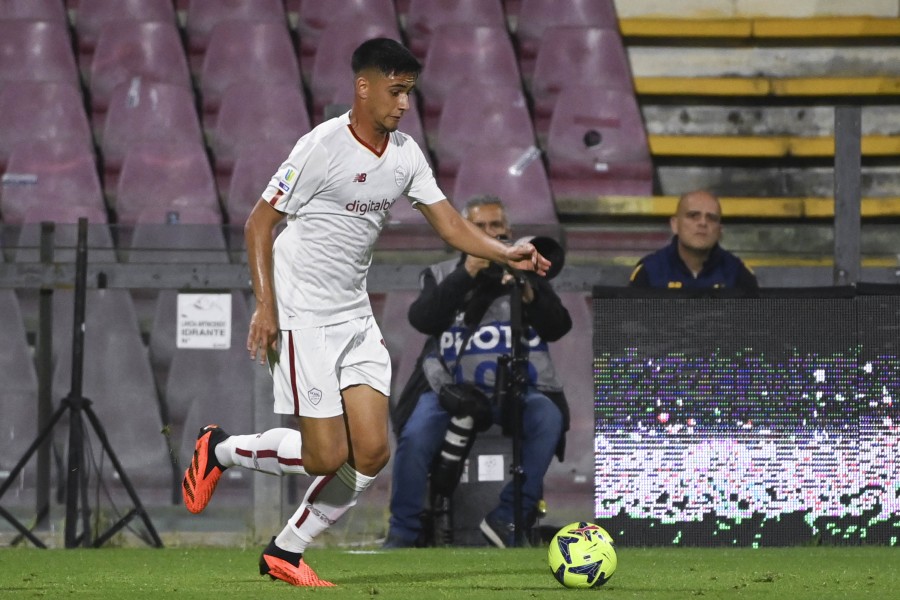 Keramitsis in campo durante Fiorentina-Roma