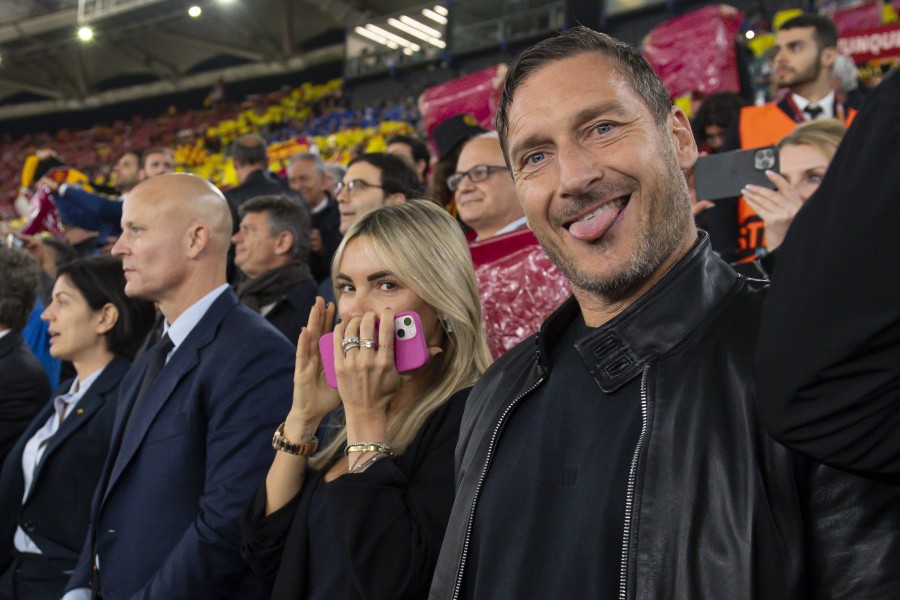 Francesco Totti in tribuna a vedere la Roma