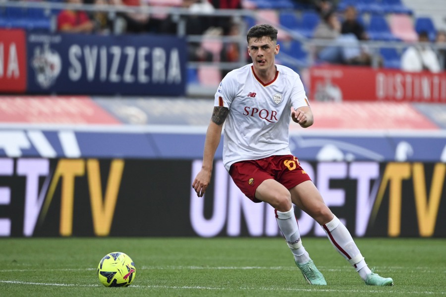 Benjamin Tahirovic durante la partita tra il Bologna e la Roma