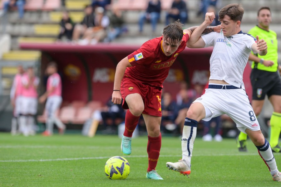 Claudio Cassano in campo con la Roma Primavera