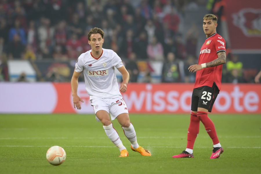 Edoardo Bove durante Bayer Leverkusen-Roma