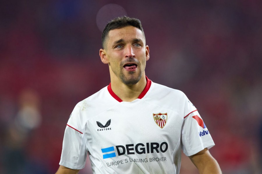 Jesus Navas in partita con la maglia del Siviglia