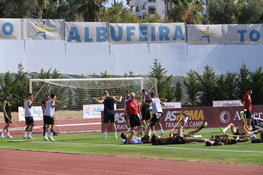 L'allenamento della Roma in Algarve