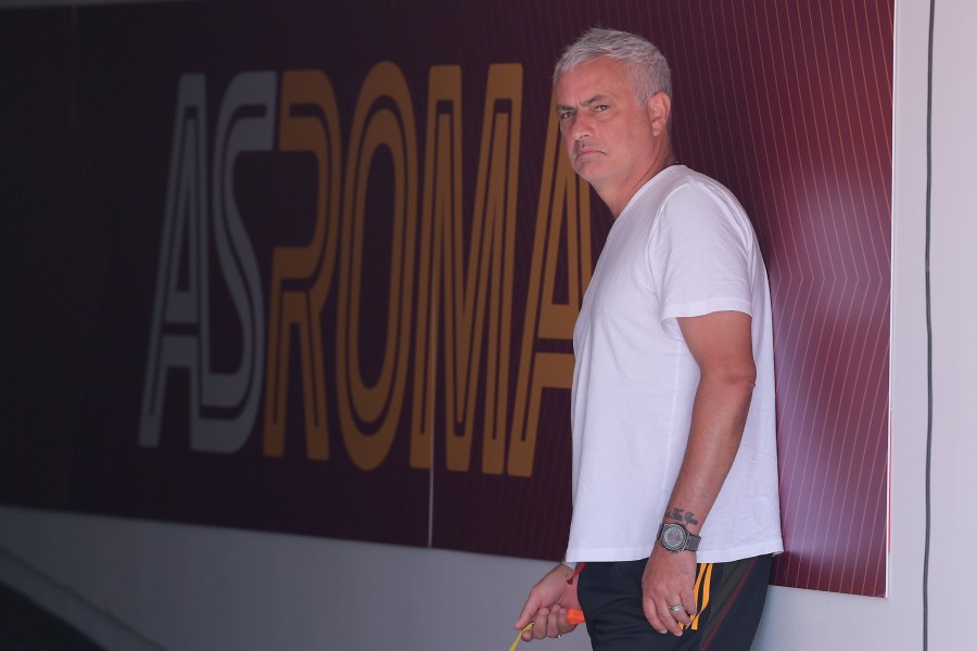José Mourinho durante una seduta di allenamento in Algarve