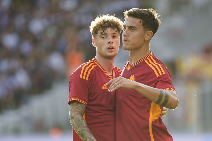 Dybala in azione contro il Tolosa