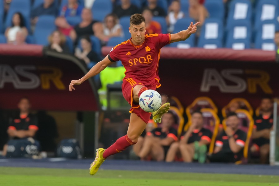 Stephan El Shaarawy in azione con la maglia della Roma