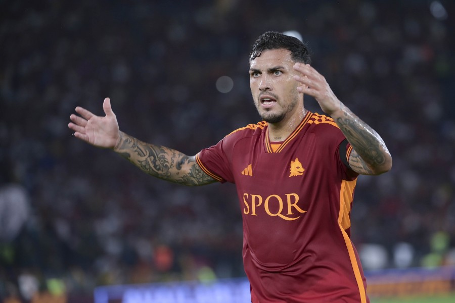 Leandro Paredes in azione con la maglia della Roma