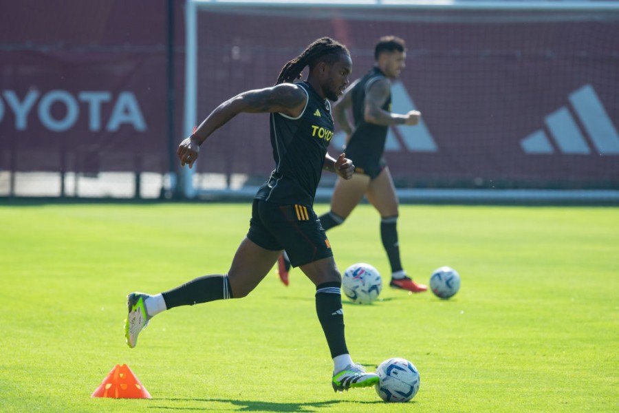 Renato Sanches nel corso di un allenamento della Roma