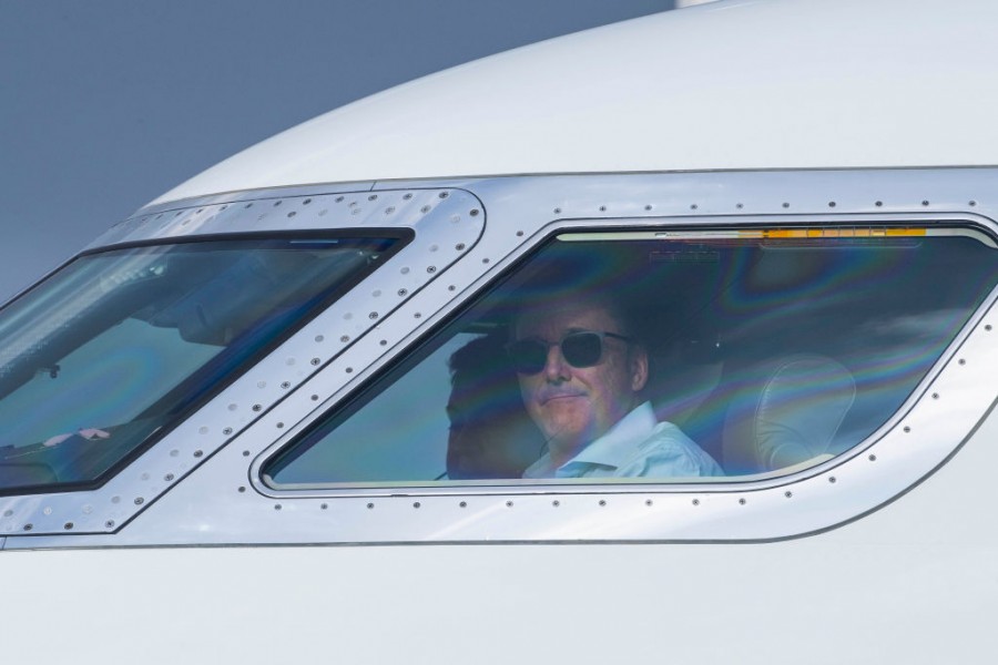 Dan Friedkin durante l'atterraggio a Ciampino