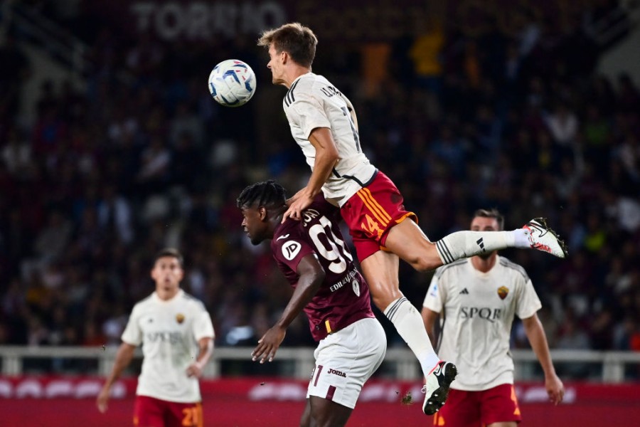 Diego Llorente in azione nella sfida contro il Torino