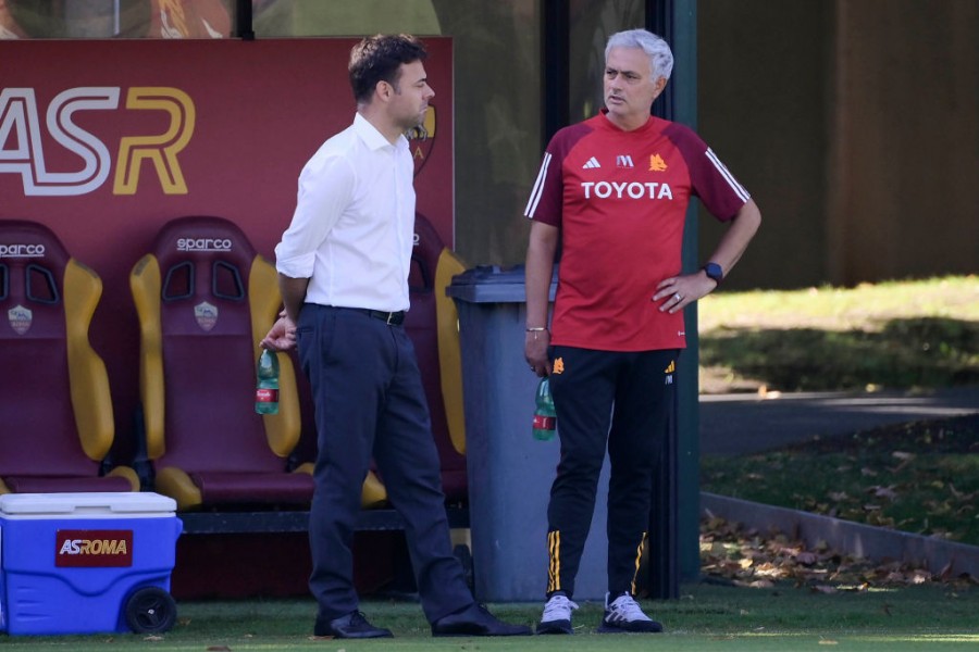 José Mourinho sulla panchina della Roma