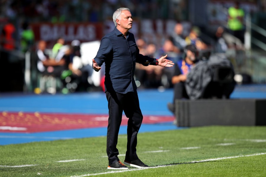 José Mourinho durante un match della Roma