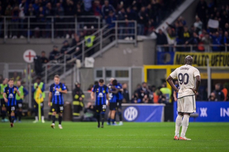 Romelu Lukaku in azione a San Siro contro l'Inter