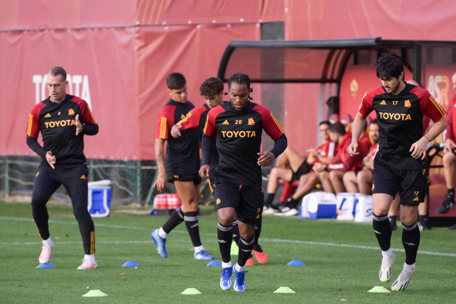 Sanches e Azmoun in allenamento con la Roma