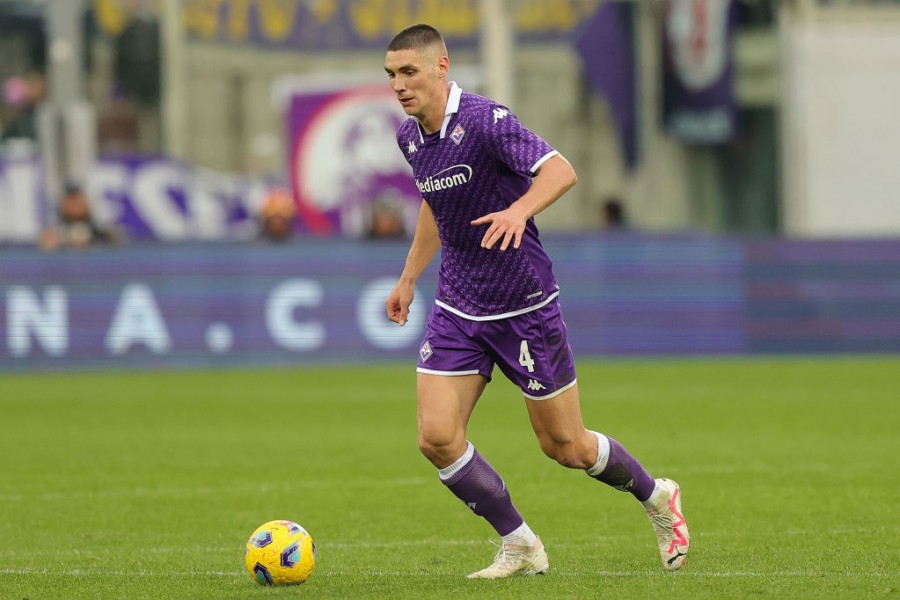 Milenkovic durante Fiorentina-Bologna