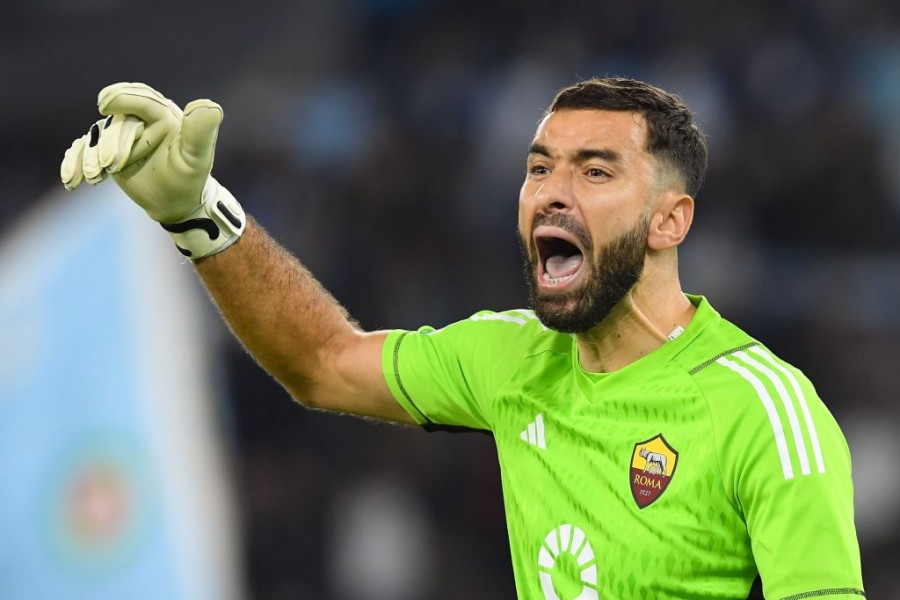 Rui Patricio in campo con la maglia della Roma