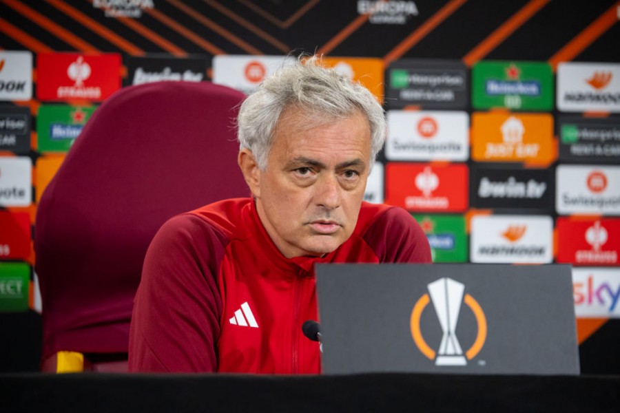 José Mourinho in conferenza stampa 