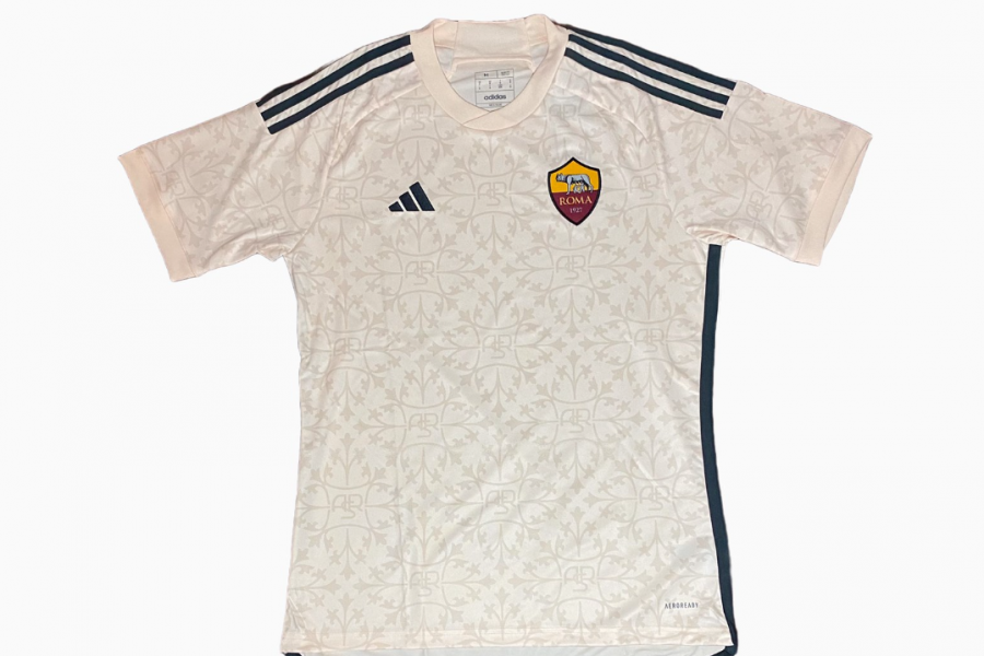 La maglia away della Roma