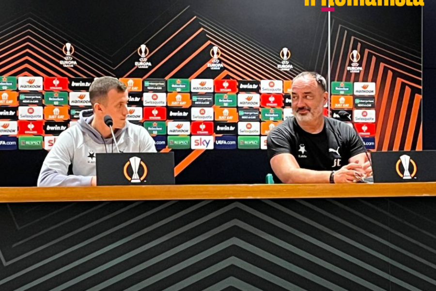 La conferenza stampa dello Slavia Praga