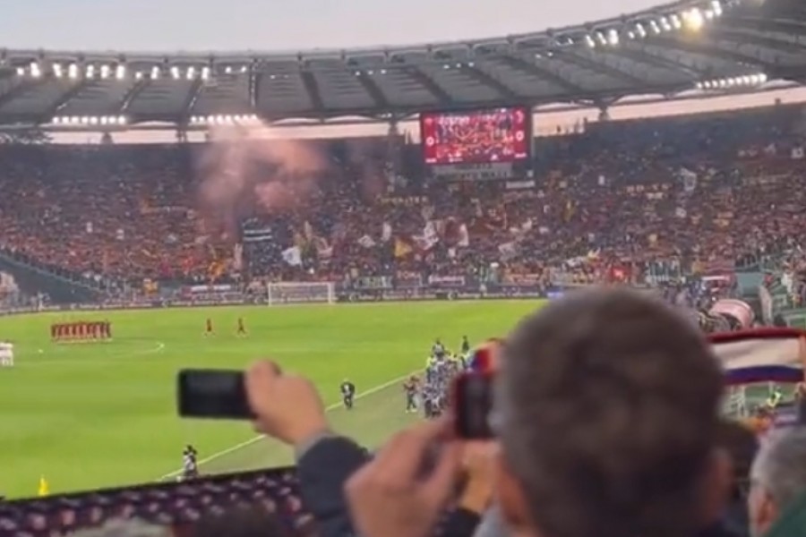 La Curva Sud ripresa dal settore ospiti