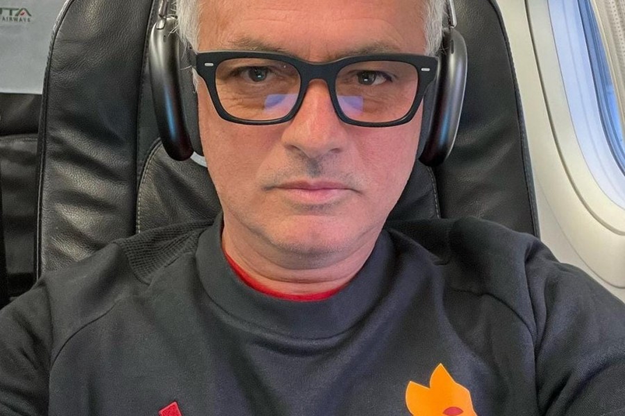 Mourinho in aereo 