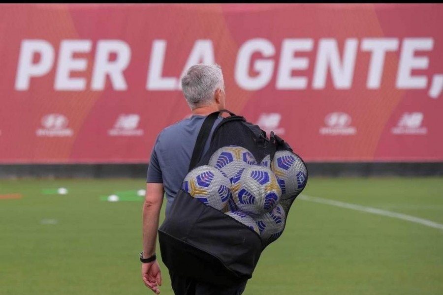 José Mourinho a Trigoria @AS ROMA VIA GETTY IMAGES