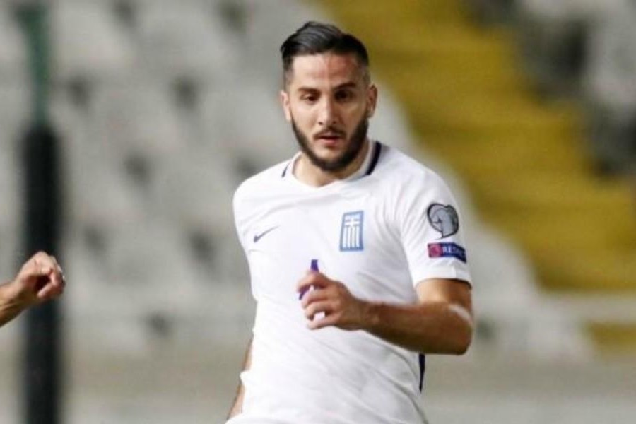 Manolas con la maglia della Grecia