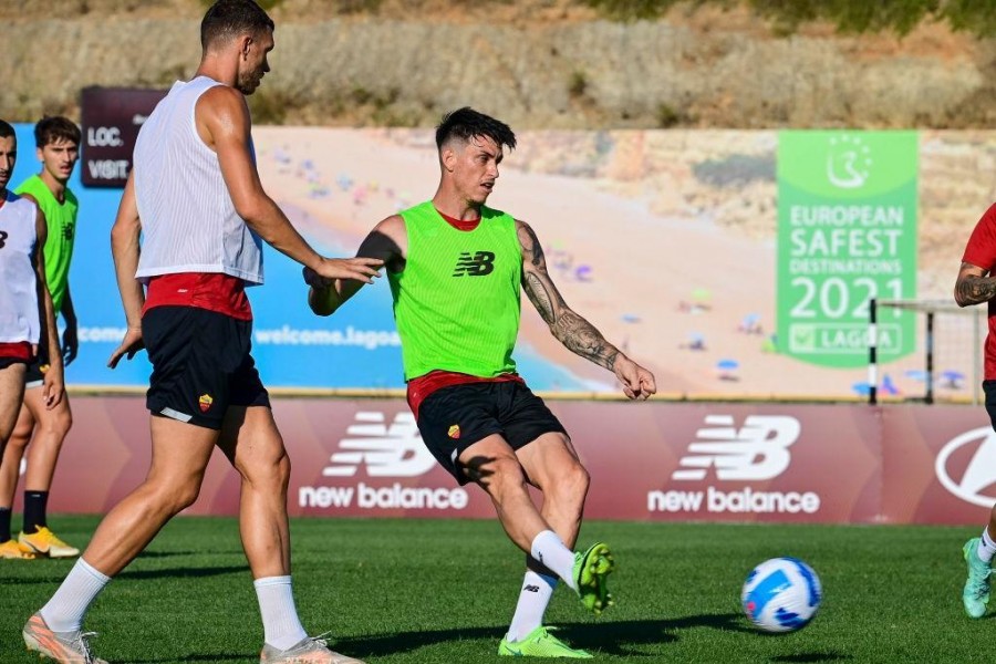 Ibañez in allenamento in Portogallo (As Roma via Getty Images)