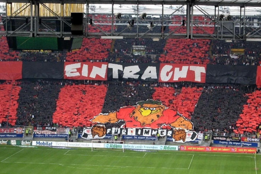 La tifoseria dell'Eintracht