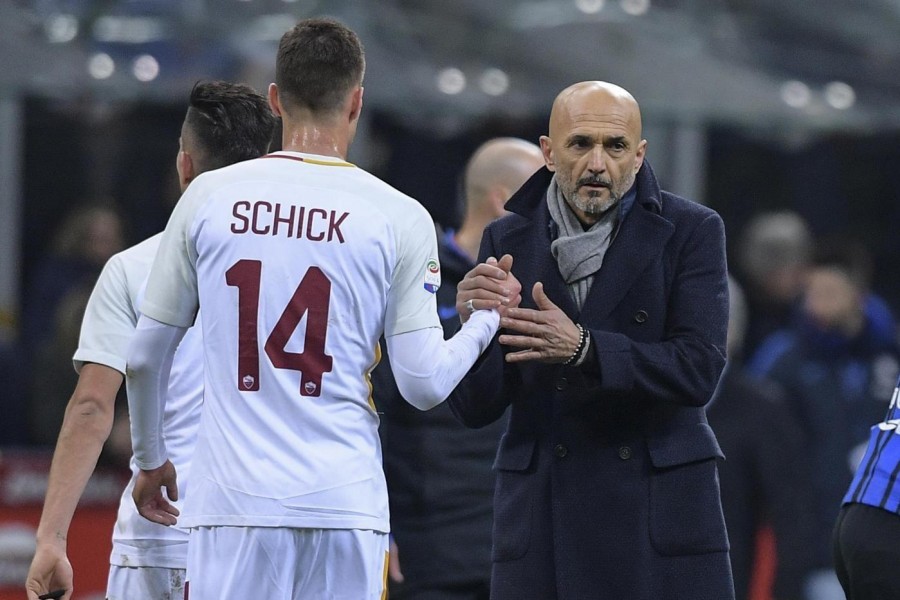 Schick e Spalletti durante lo scorso Inter-Roma, di LaPresse