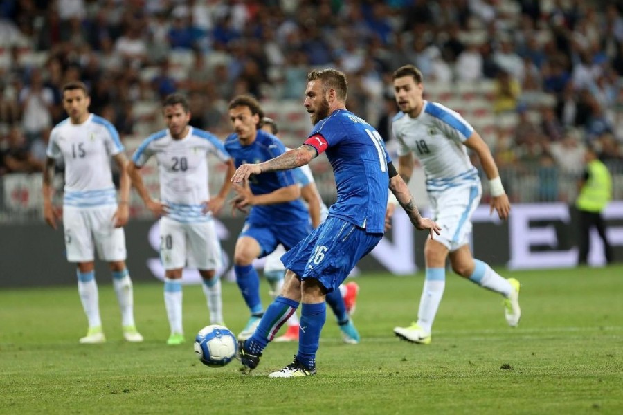 Daniele De Rossi con la maglia della Nazionale italiana