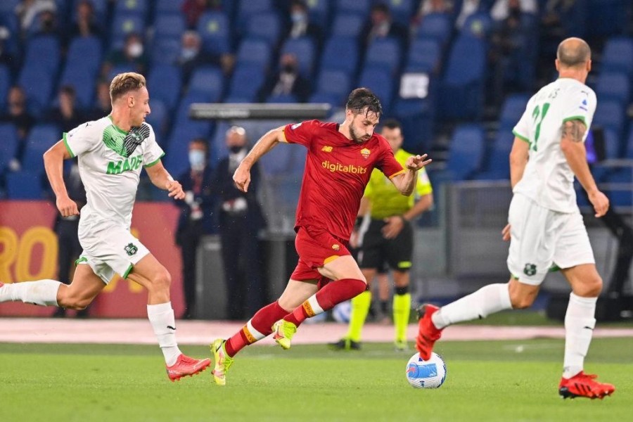 Viña in campo contro il Sassuolo (As Roma via Getty Images)