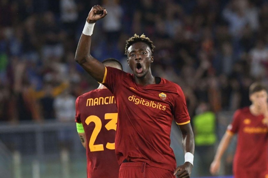 L'esultanza di Abraham dopo il gol segnato al Cska (As Roma via Getty Images)