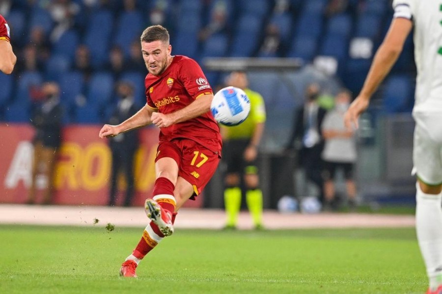 Veretout in campo con la Roma (As Roma via Getty Images)