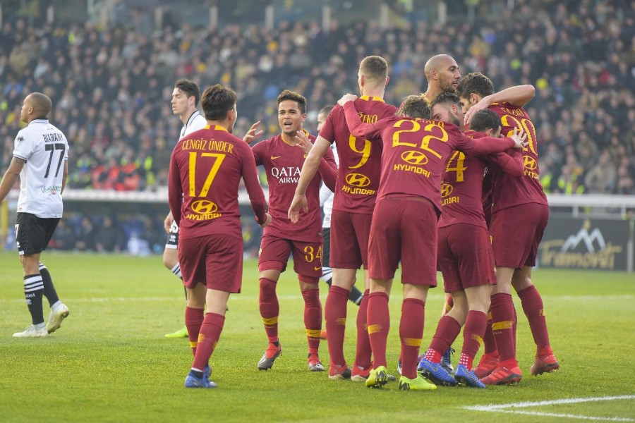 L'esultanza della Roma al gol di Cristante, di LaPresse